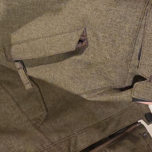 686 Women's Ski Jacket - Picture 7 of 9